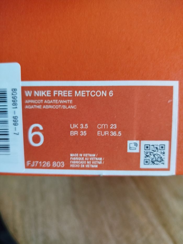 Baskets Nike T 36.5 - photo numéro 10