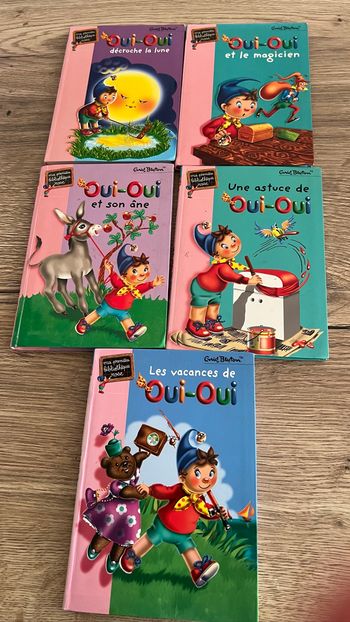 Lot de 5 livres pour enfant  Oui Oui