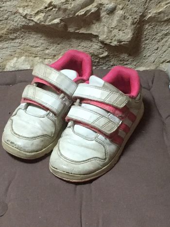 Chaussures fille Adidas taille 27
