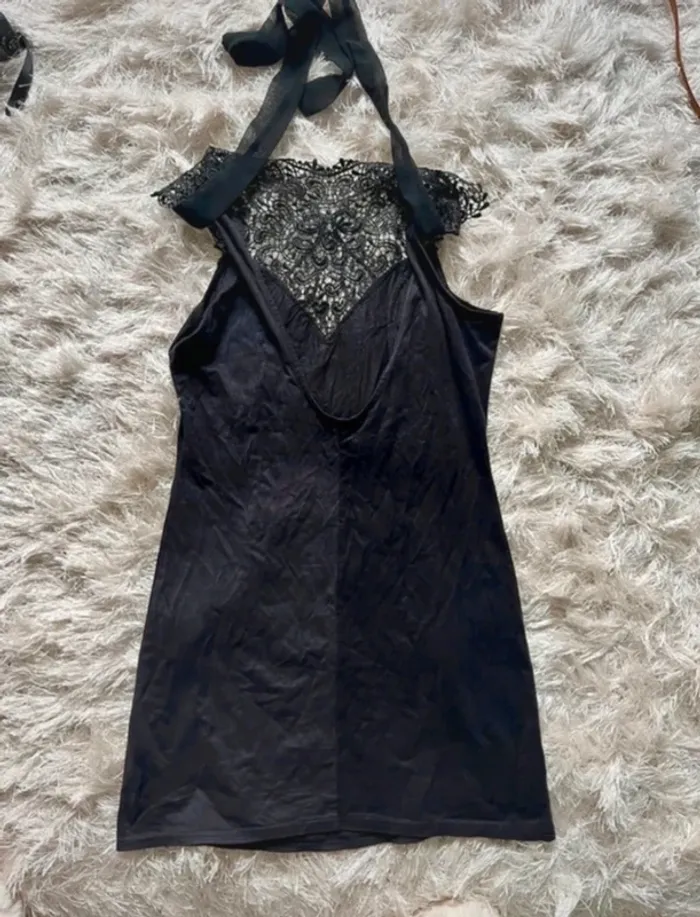 Magnifique robe noire dentelle S - photo numéro 2