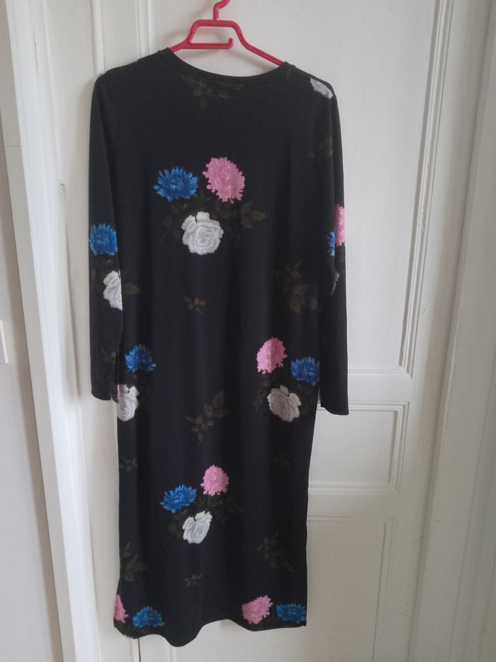 Robe longue noire à fleurs H&M - photo numéro 2