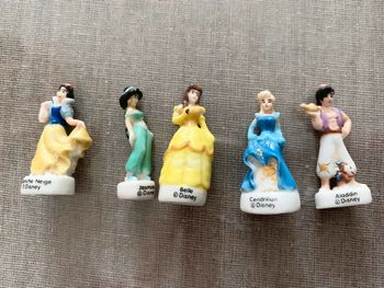 Petite figurines collection Princesses Disney
