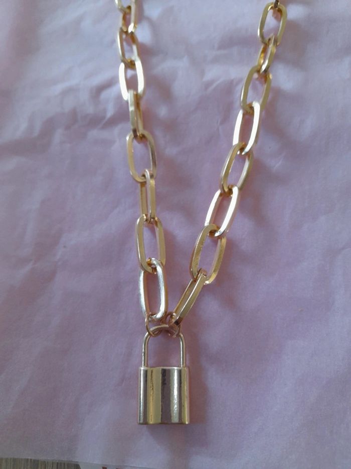 Collier - photo numéro 2