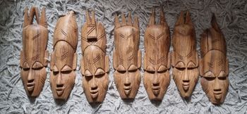 Lot 7 masques Africain décoratifs en bois 20cm de haut