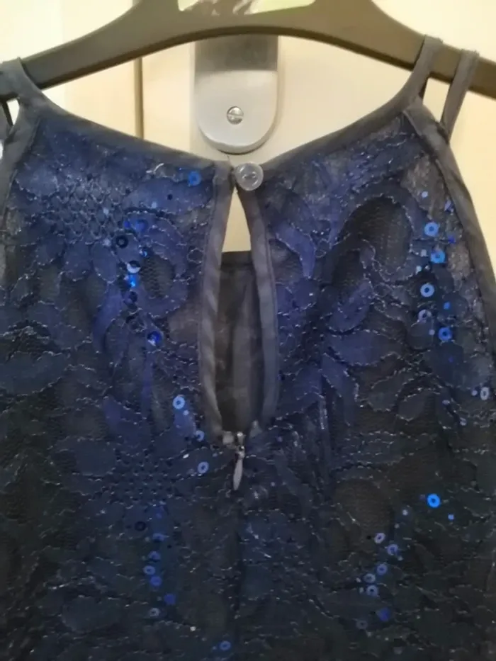 Robe cérémonie bleu marine - photo numéro 4