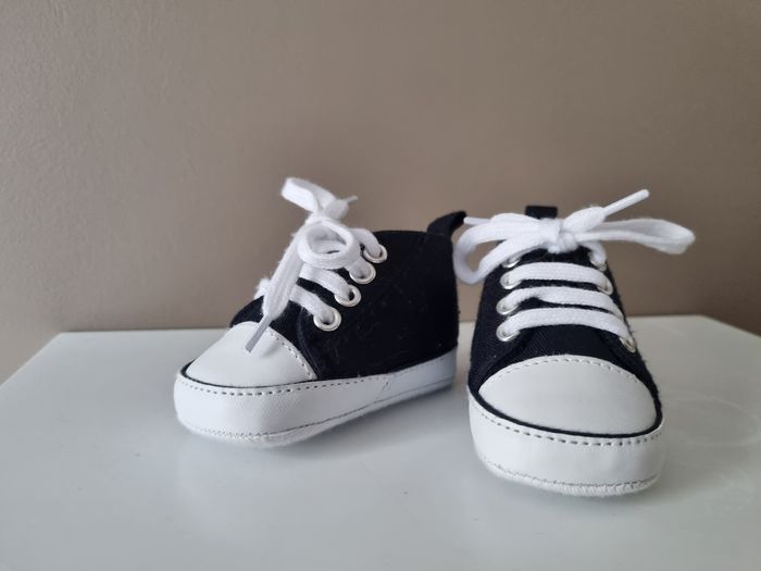 Deux paires de chaussures