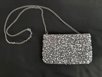 Pochette / sac à sequins argentés