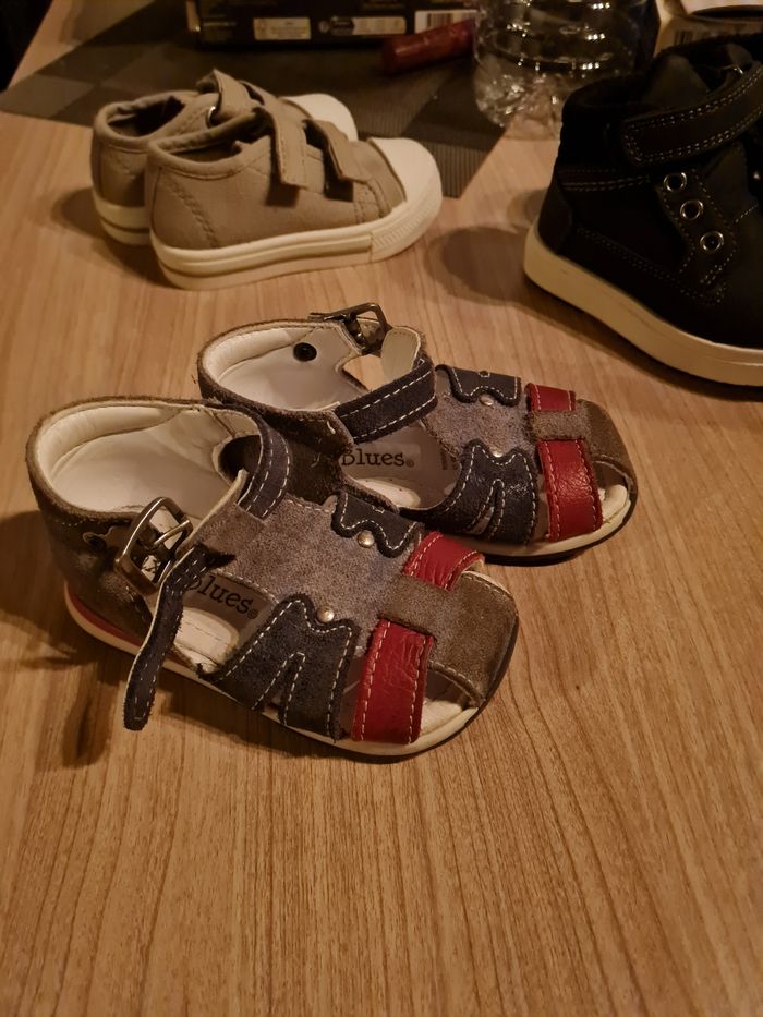 Lot de 4 paires de chaussures - photo numéro 4