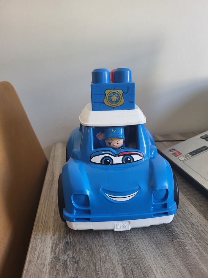 Voiture de police Mega Bloks