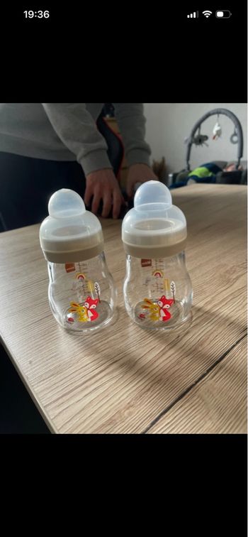 Lot de 2 biberons mam en verre 