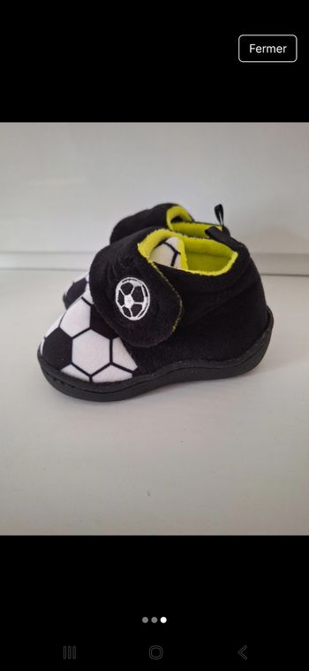 Chaussons bébé motif foot