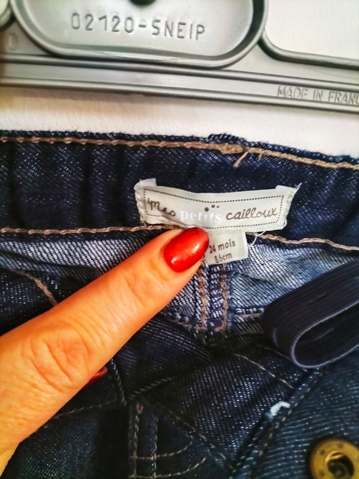 Lot  jeans /pantalon 2 ans - photo numéro 8