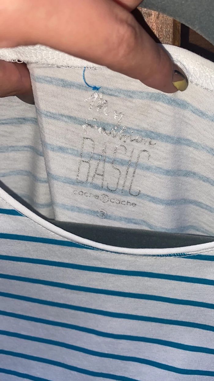 Tee-shirts blanc à rayures bleu - photo numéro 3