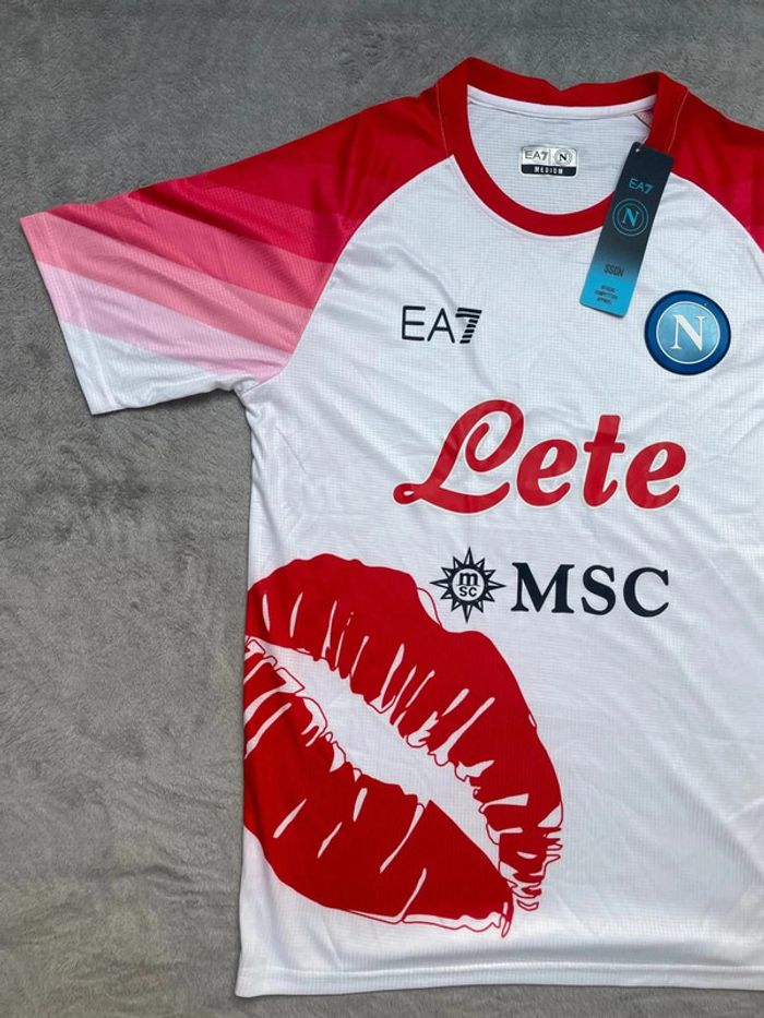 Maillot concept foot Naples blanc rouge édition Baiser taille M - photo numéro 2