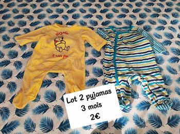 Lot 2 pyjamas 3 mois