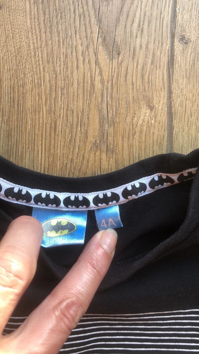 T shirt Batman 4 ans - photo numéro 2