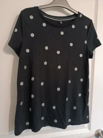 Tee shirt noir à pois argenté Only