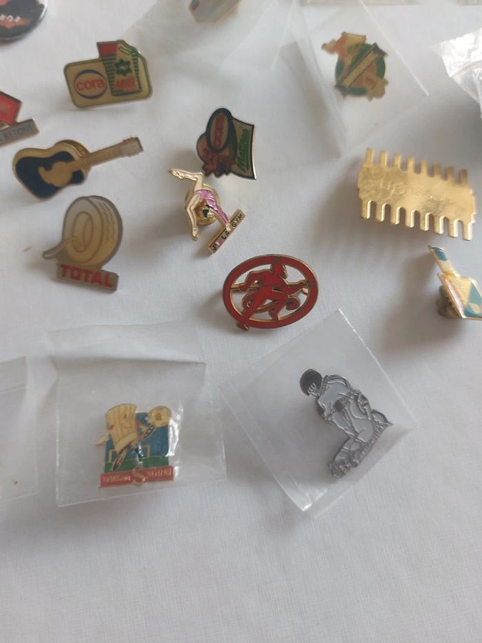 Lot de pin's - photo numéro 5