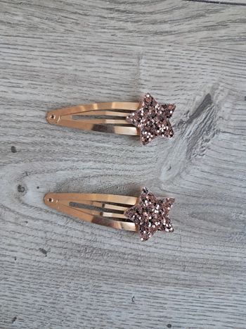 2 barrettes cheveux etoiles paillettes