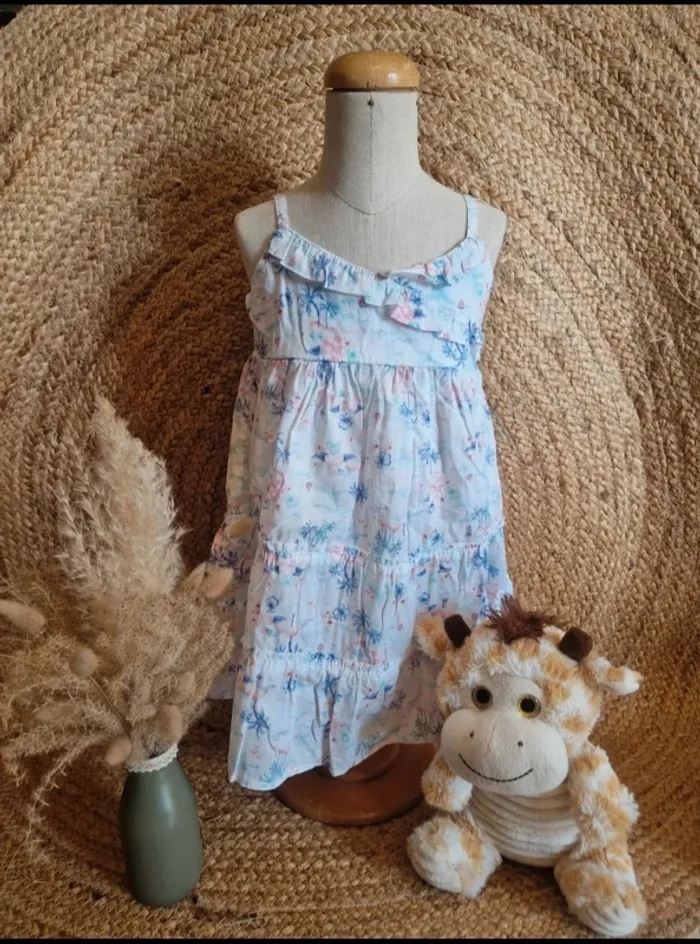 Jolie robe d'été blanche à motifs fille sergent major 3 ans 96cm