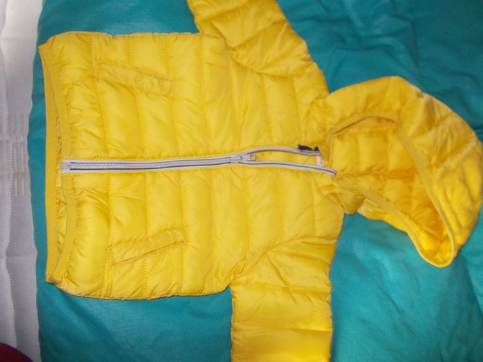 petit blouson jaune 12 mois