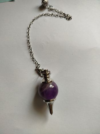 Un pendule divinatoire
