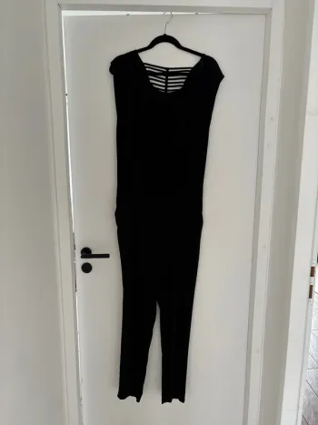 Combinaison noire