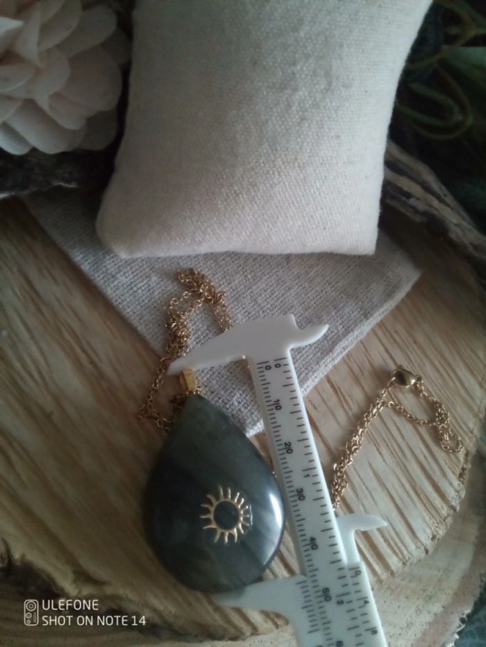 Collier de protection en pierre de labradorite - photo numéro 2