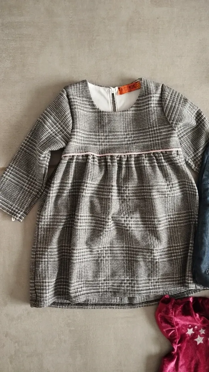 Lot de 3 robes bebe fille 18 mois - photo numéro 5