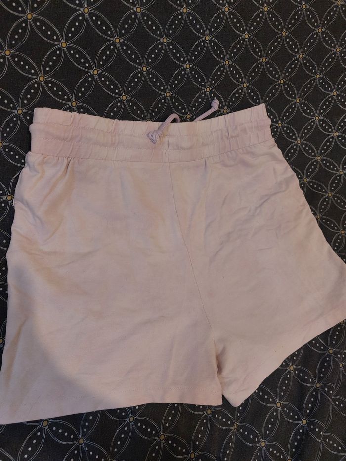 Short fille xs/14ans - photo numéro 2