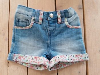 Short Primark 12/18 mois
