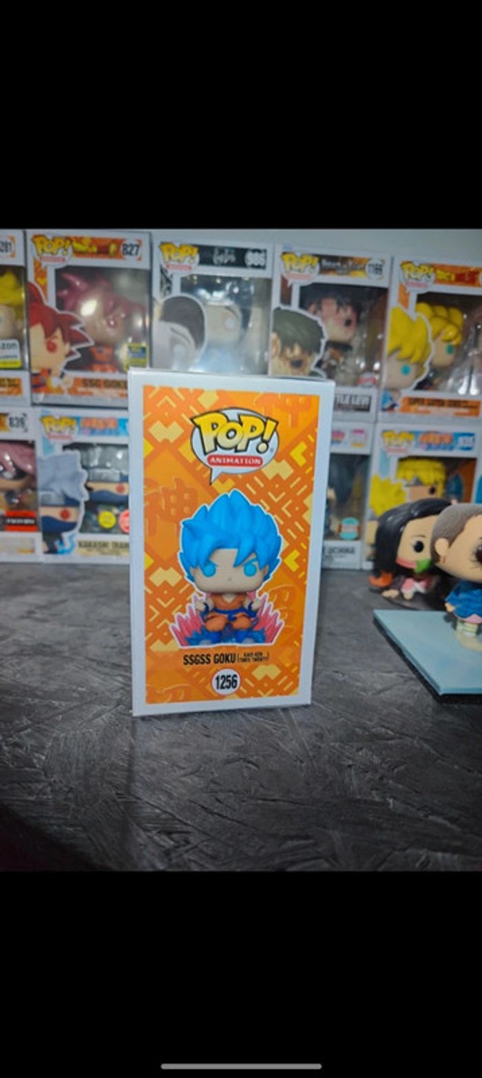 Funko Pop SSGSS Goku Kaio-ken Glow In The Dark - photo numéro 5