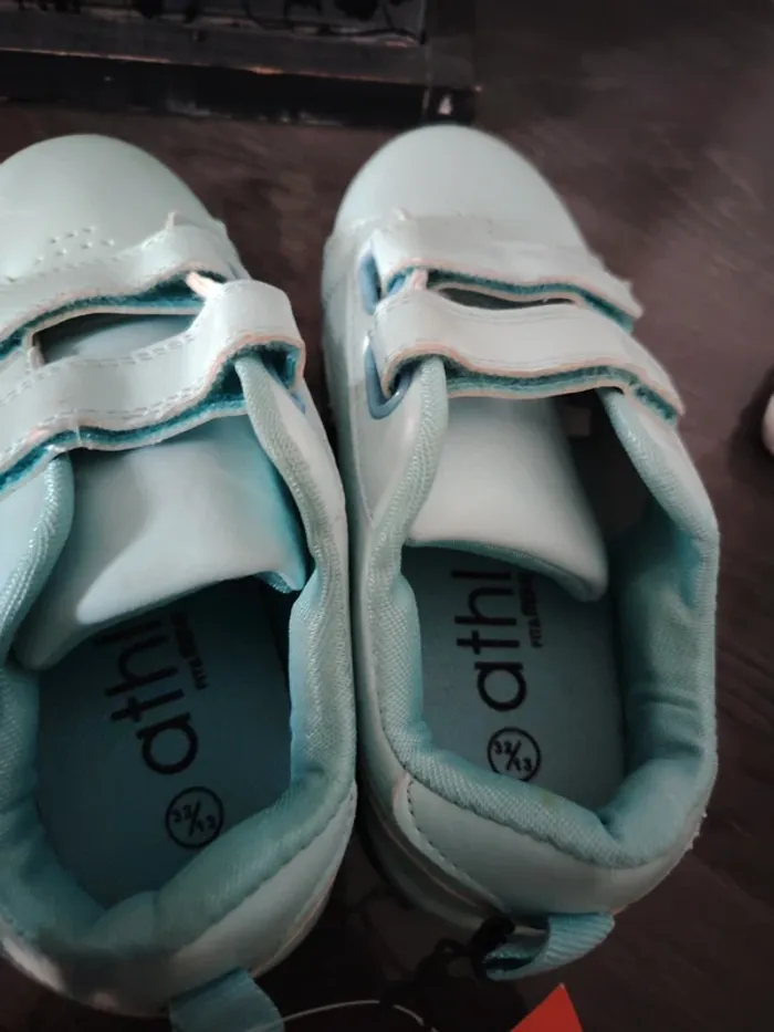 Paire de chaussures fille - photo numéro 2