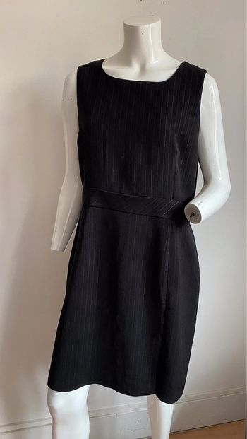 Robe noire Armand Thiery taille 46