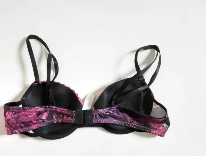 Soutien-gorge freegun - photo numéro 2