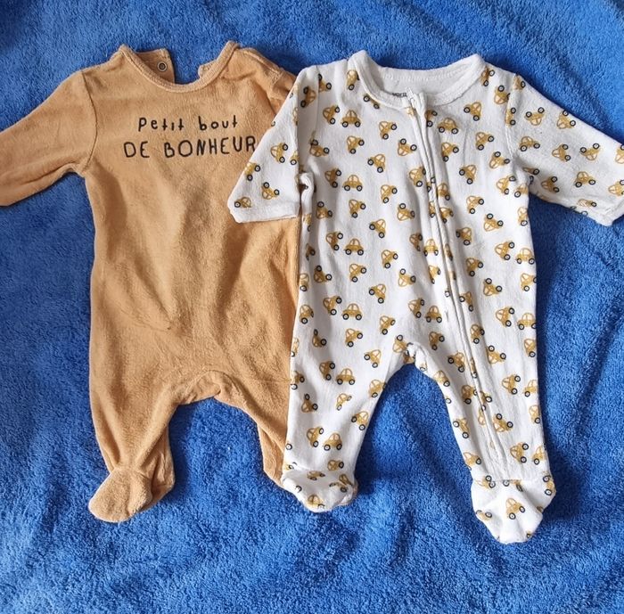 Pyjamas 1 mois