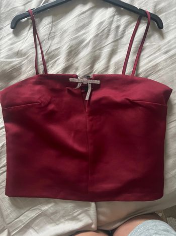 Top satiné bordeaux