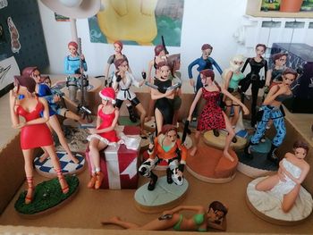 Lot de figurines Lara croft