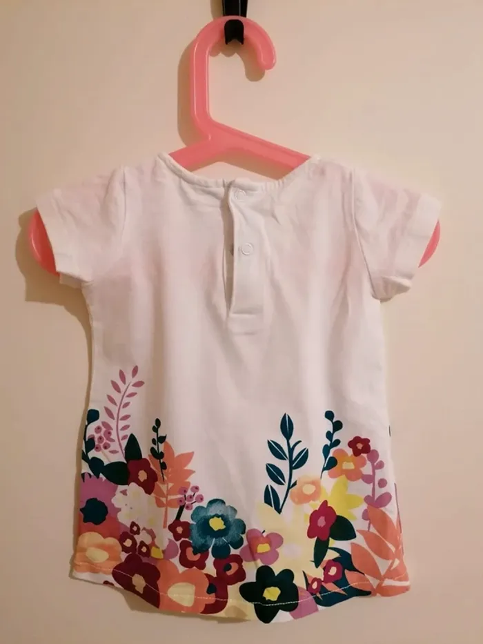 Lot tee-shirt fille disney baby 6 mois - photo numéro 7