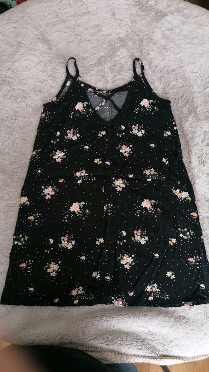 Robe 10ans Kiabi - photo numéro 2