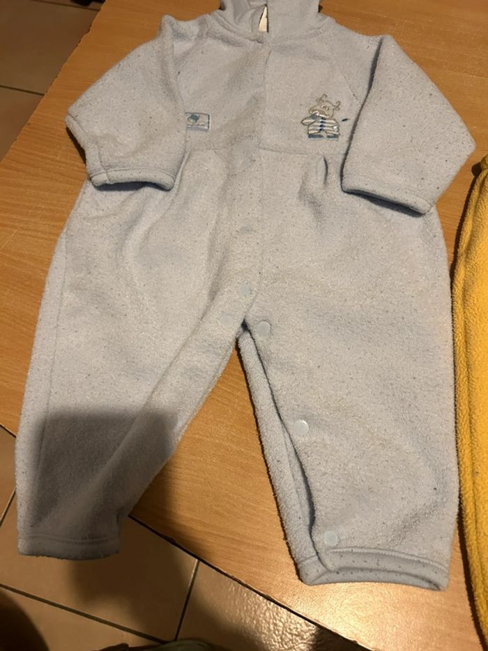 Lot de 2 vêtement polaire taille 9 mois - photo numéro 4