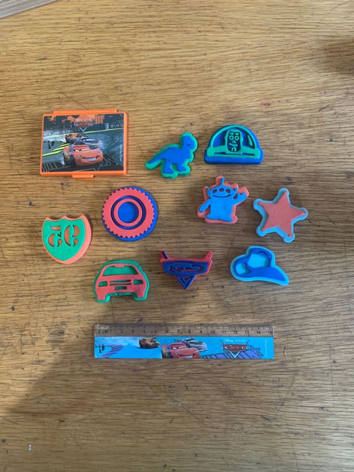 Lot tampons décoratifs Cars