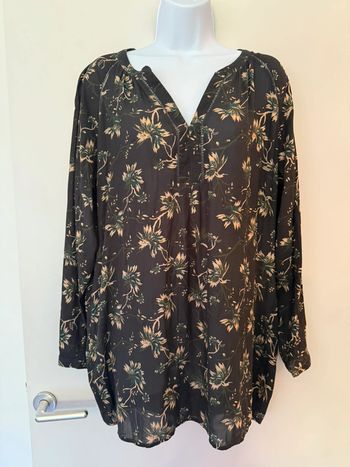 Haut tunique noir fleuri Only