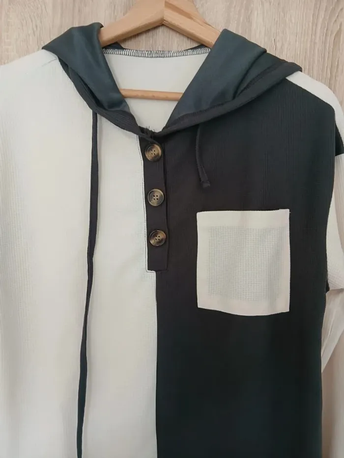 Stéatose noir beige et blanc à bouton S - photo numéro 2
