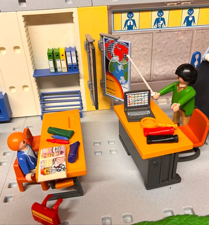 École playmobil 4324 - photo numéro 3