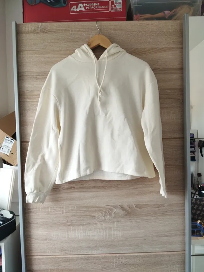 Pull à capuche Pieces