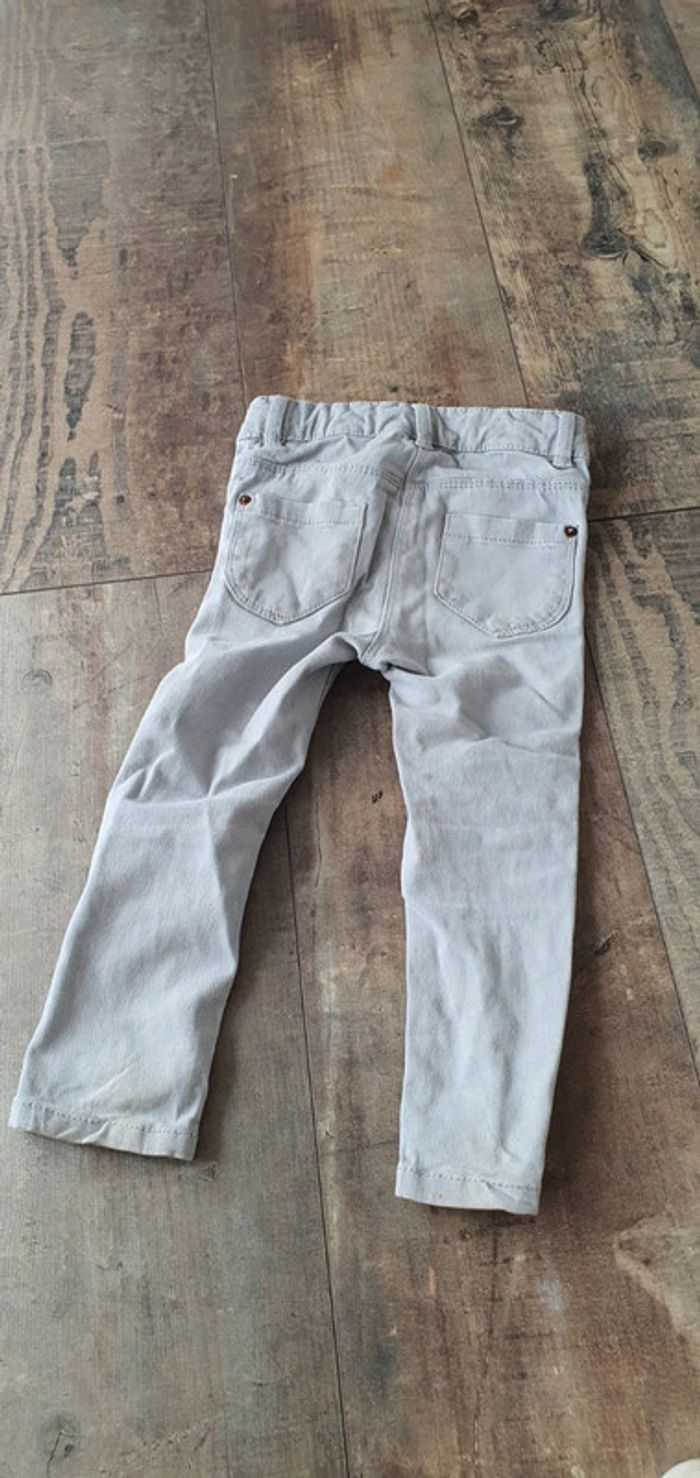 Pantalon kiabi 24 mois en très bon état - photo numéro 3