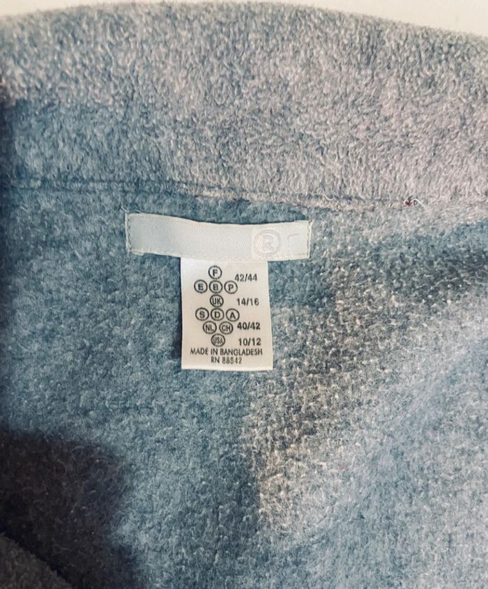 Gilet sans manches gris - photo numéro 2
