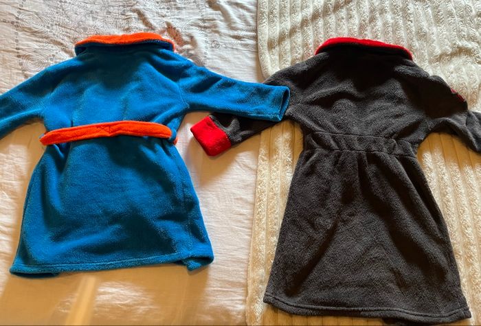 Lot peignoirs Disney - photo numéro 7