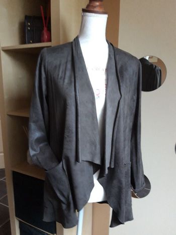 Veste effet cuir retourné chocolat L neuve